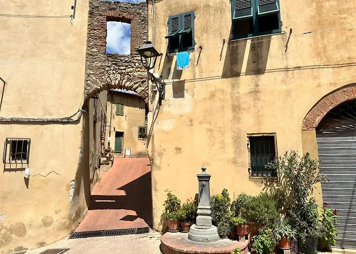 Residenza Le Mura * 蒙泰斯库达伊奥