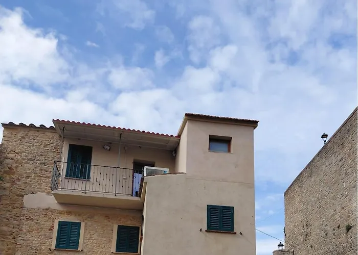 Residenza Le Mura * 蒙泰斯库达伊奥
